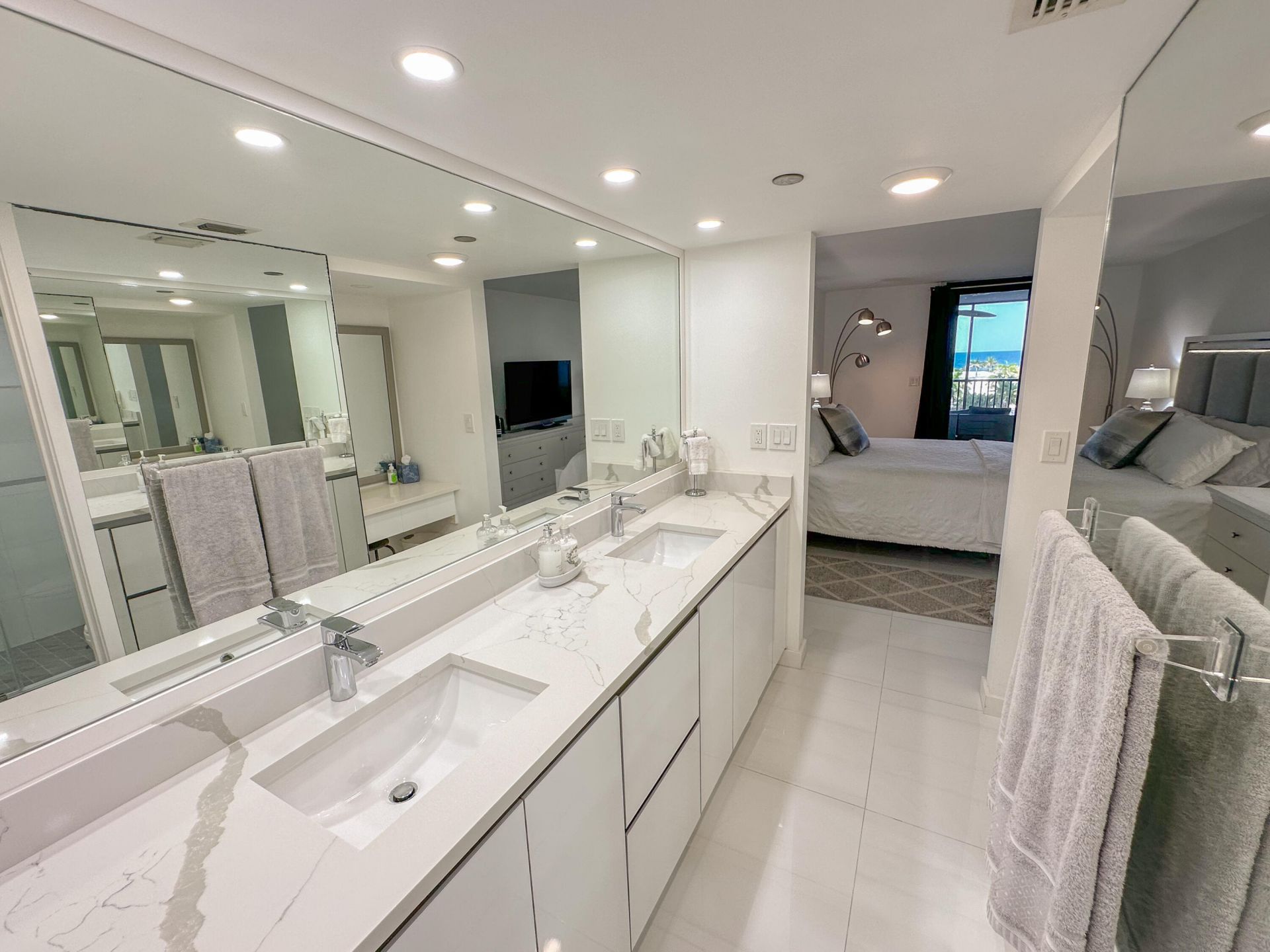 3420 S Ocean Boulevard, Unit 7O, Highland Beach, FL 33487 Photo