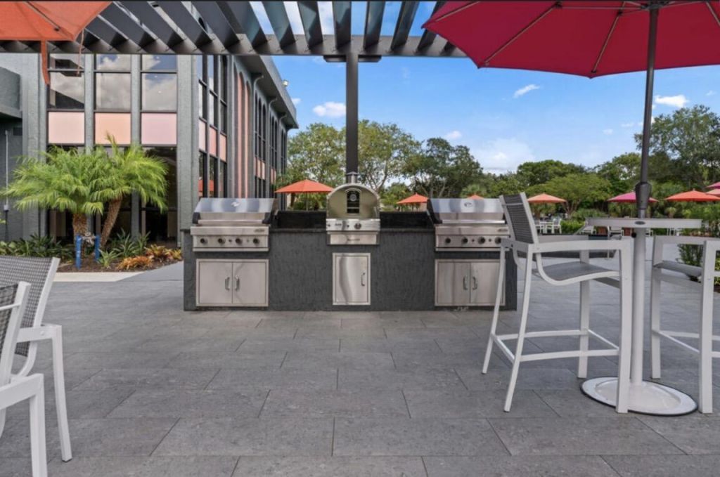 4108 N Pine Island Road, Sunrise, FL 33351 Photo