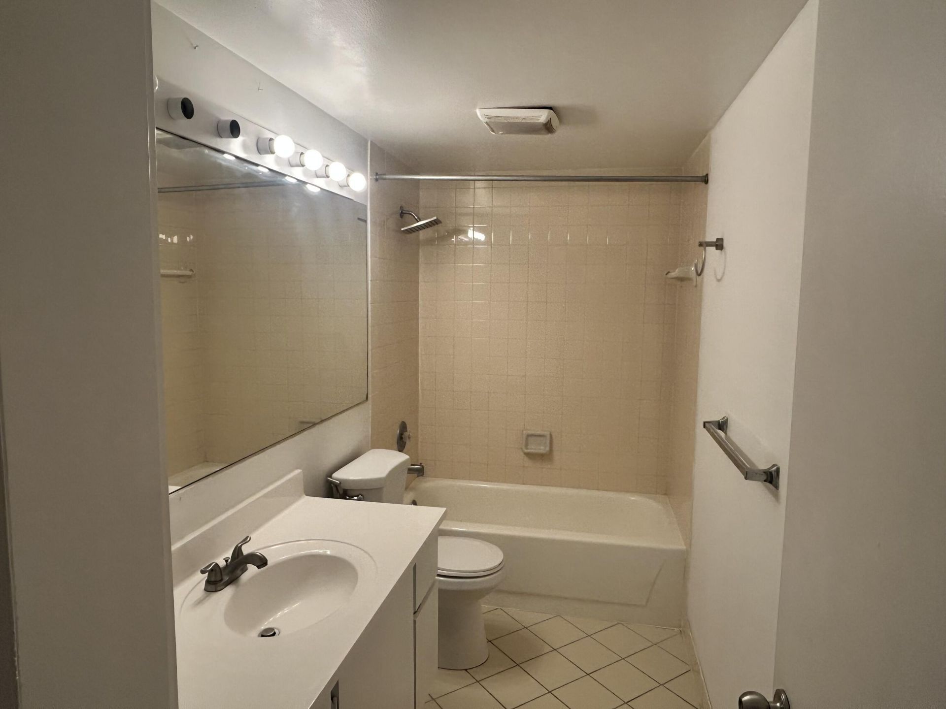 804 Blue Ridge Circle, West Palm Beach, FL 33409 Photo