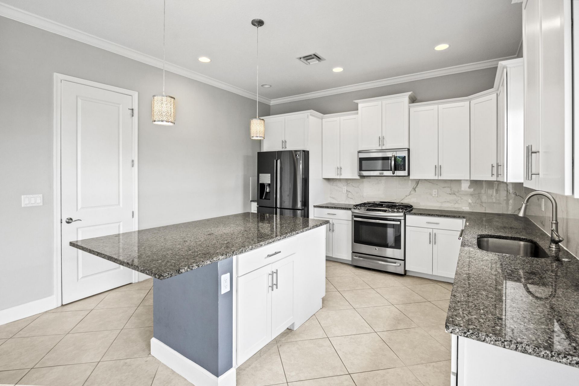 16007 Whippoorwill Circle, Westlake, FL 33470 Photo