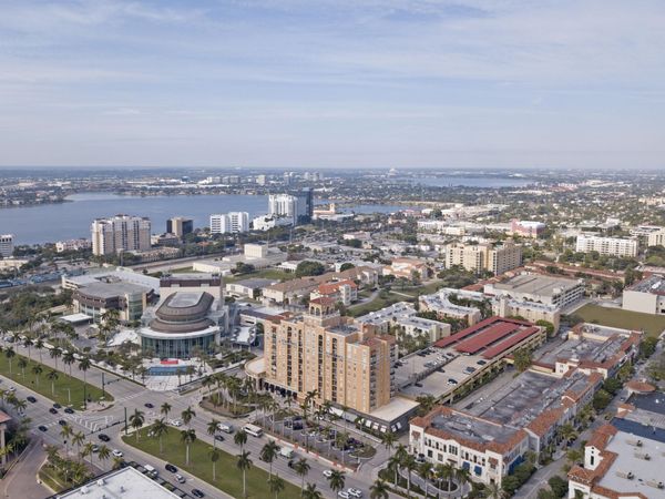 651 Okeechobee Boulevard, Unit 705, West Palm Beach, FL 33401