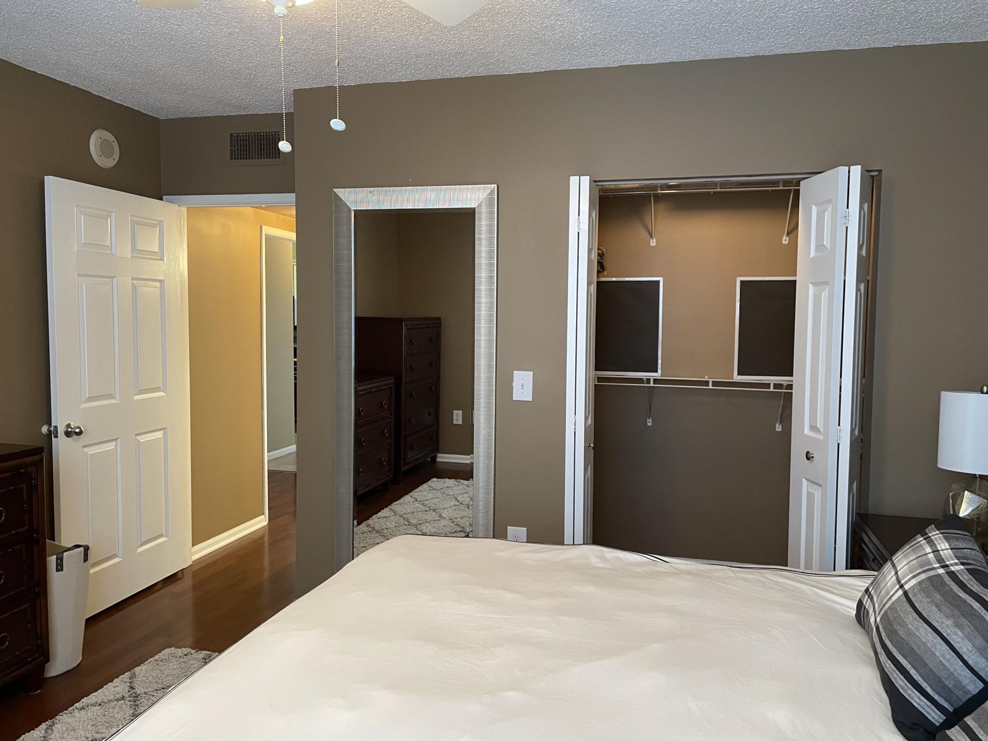 651 Okeechobee Boulevard, Unit 705, West Palm Beach, FL 33401 Photo