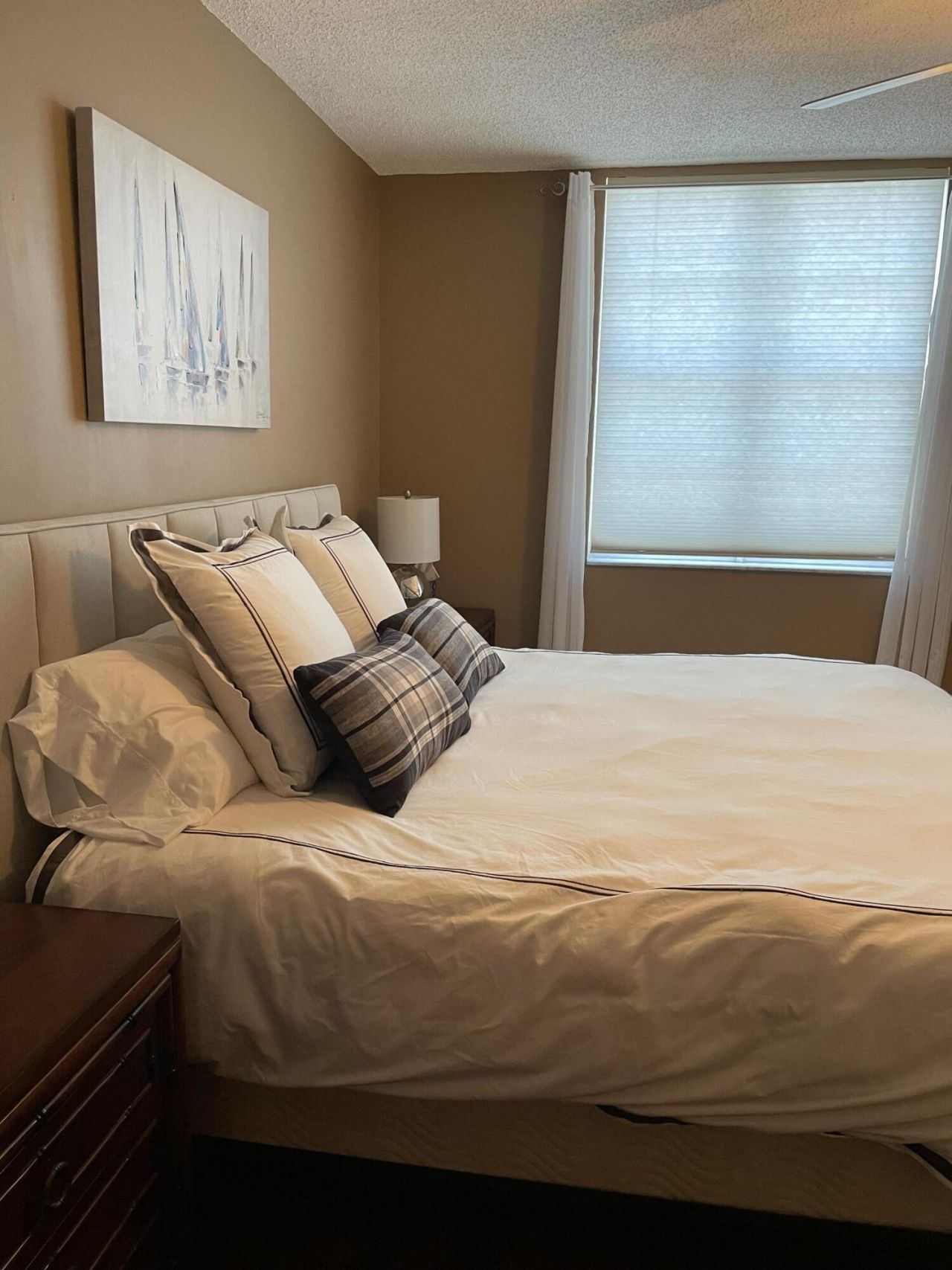651 Okeechobee Boulevard, Unit 705, West Palm Beach, FL 33401 Photo
