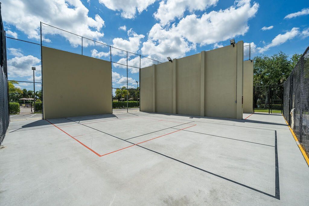 132 Cambridge F, Unit 132, West Palm Beach, FL 33417 Photo