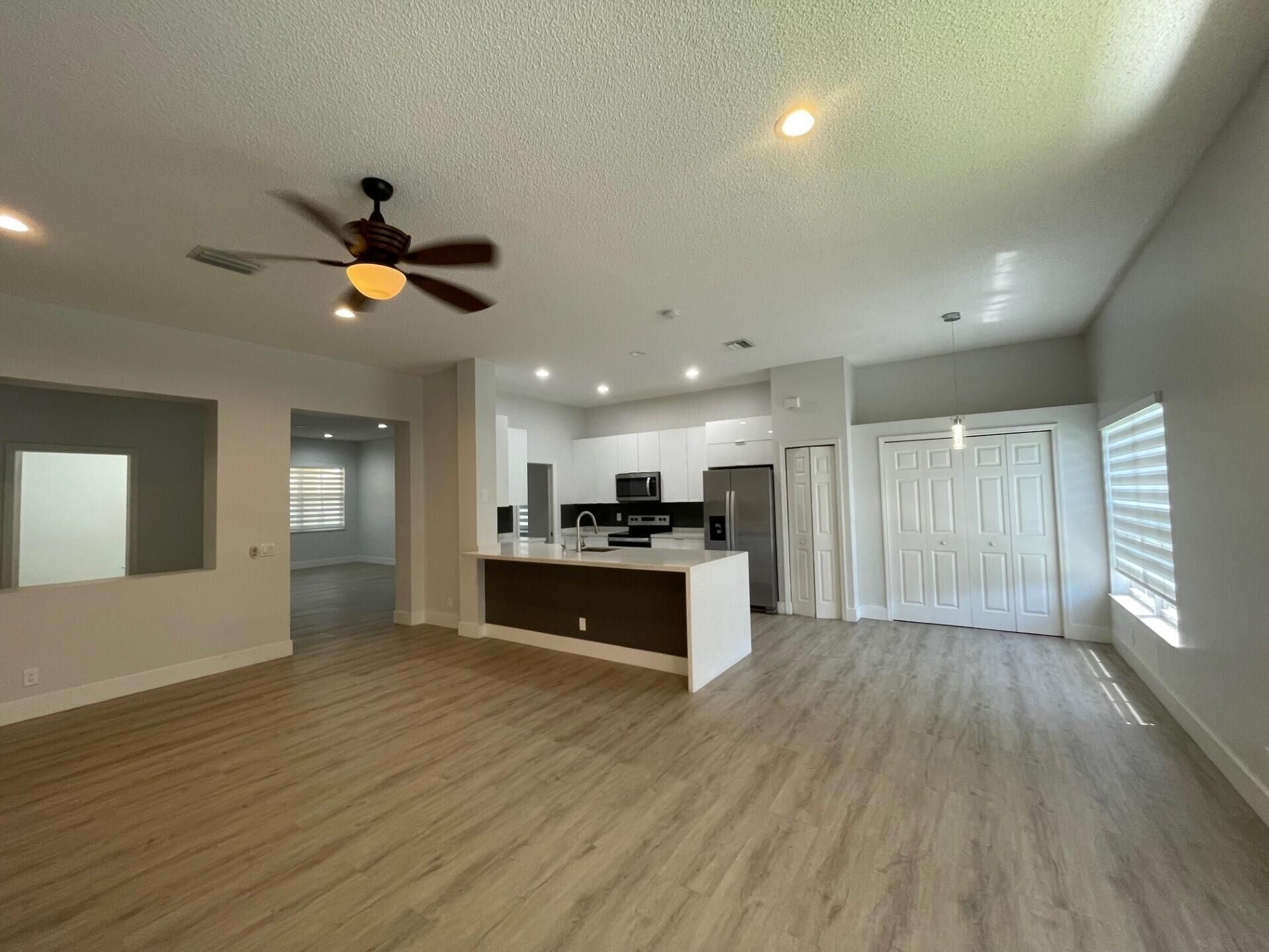 4293 Laurel Ridge Circle, Unit 4293, Weston, FL 33331 Photo