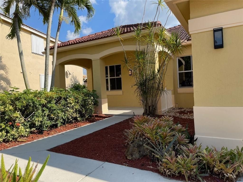 4293 Laurel Ridge Circle, Unit 4293, Weston, FL 33331 Photo