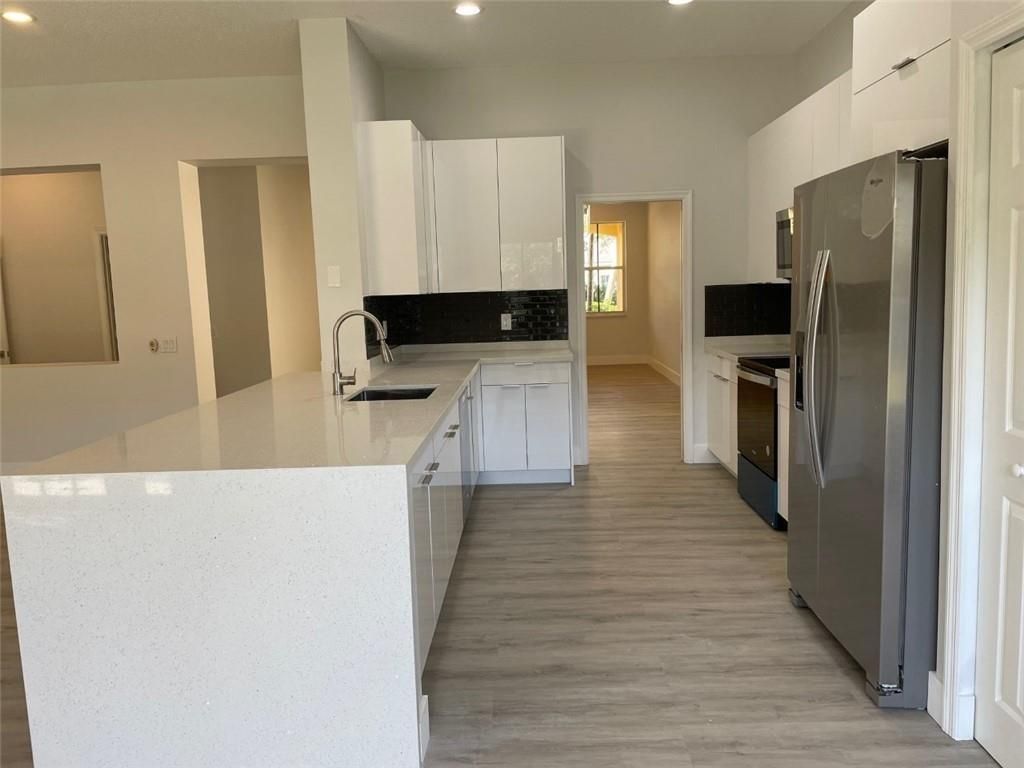 4293 Laurel Ridge Circle, Unit 4293, Weston, FL 33331 Photo