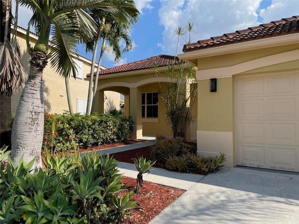 4293 Laurel Ridge Circle, Unit 4293, Weston, FL 33331 Photo