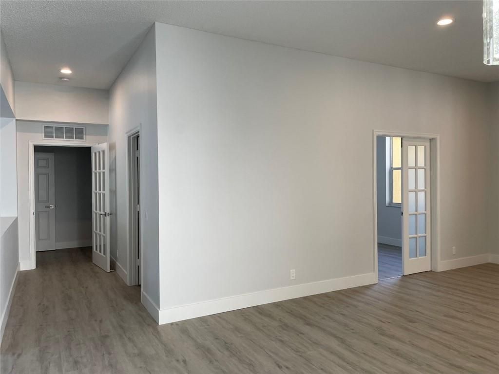 4293 Laurel Ridge Circle, Unit 4293, Weston, FL 33331 Photo