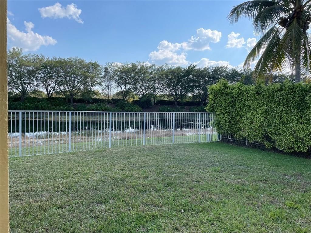 4293 Laurel Ridge Circle, Unit 4293, Weston, FL 33331 Photo