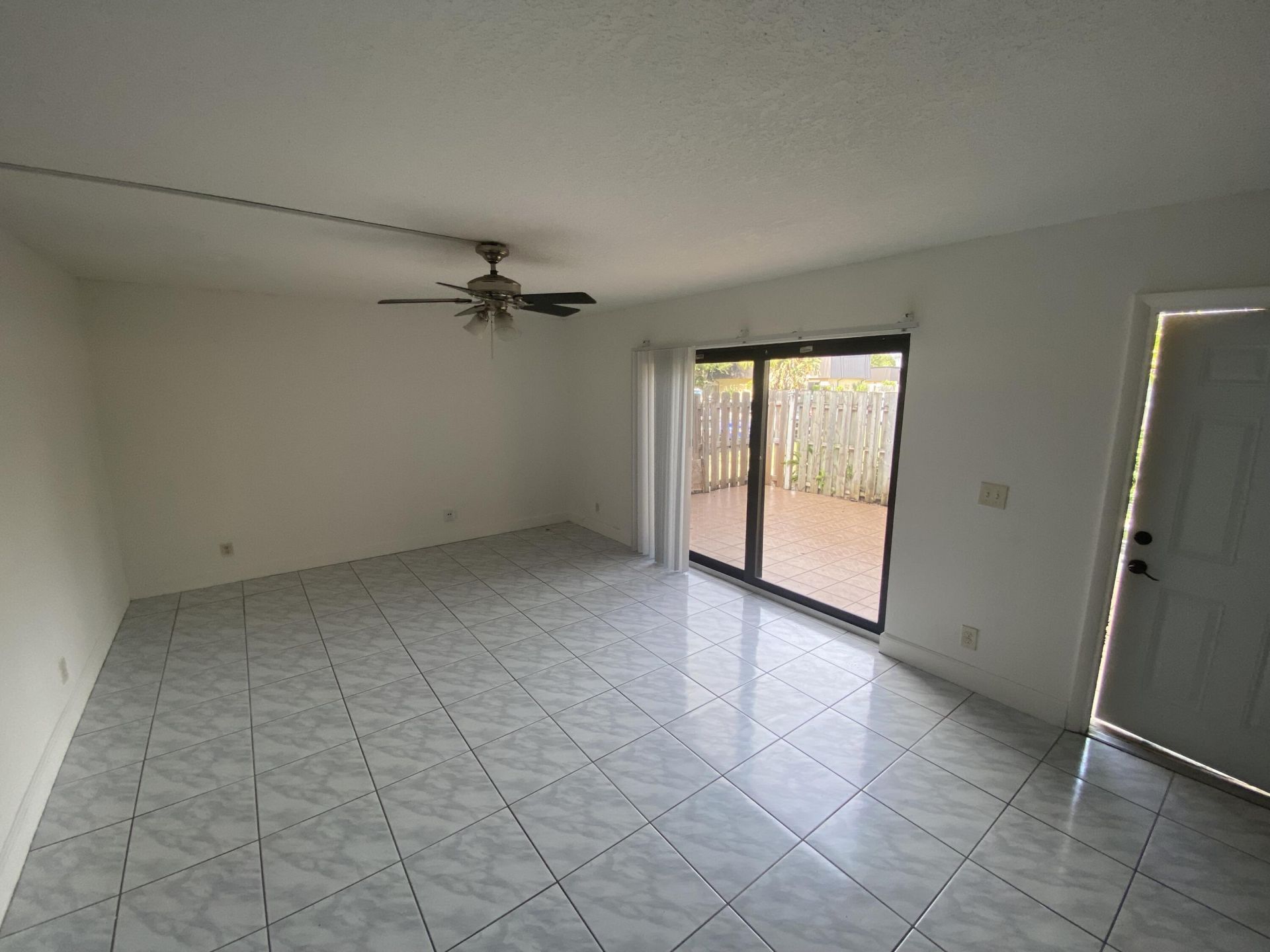 2370 Waterside Drive, Lake Worth, FL 33461 Photo