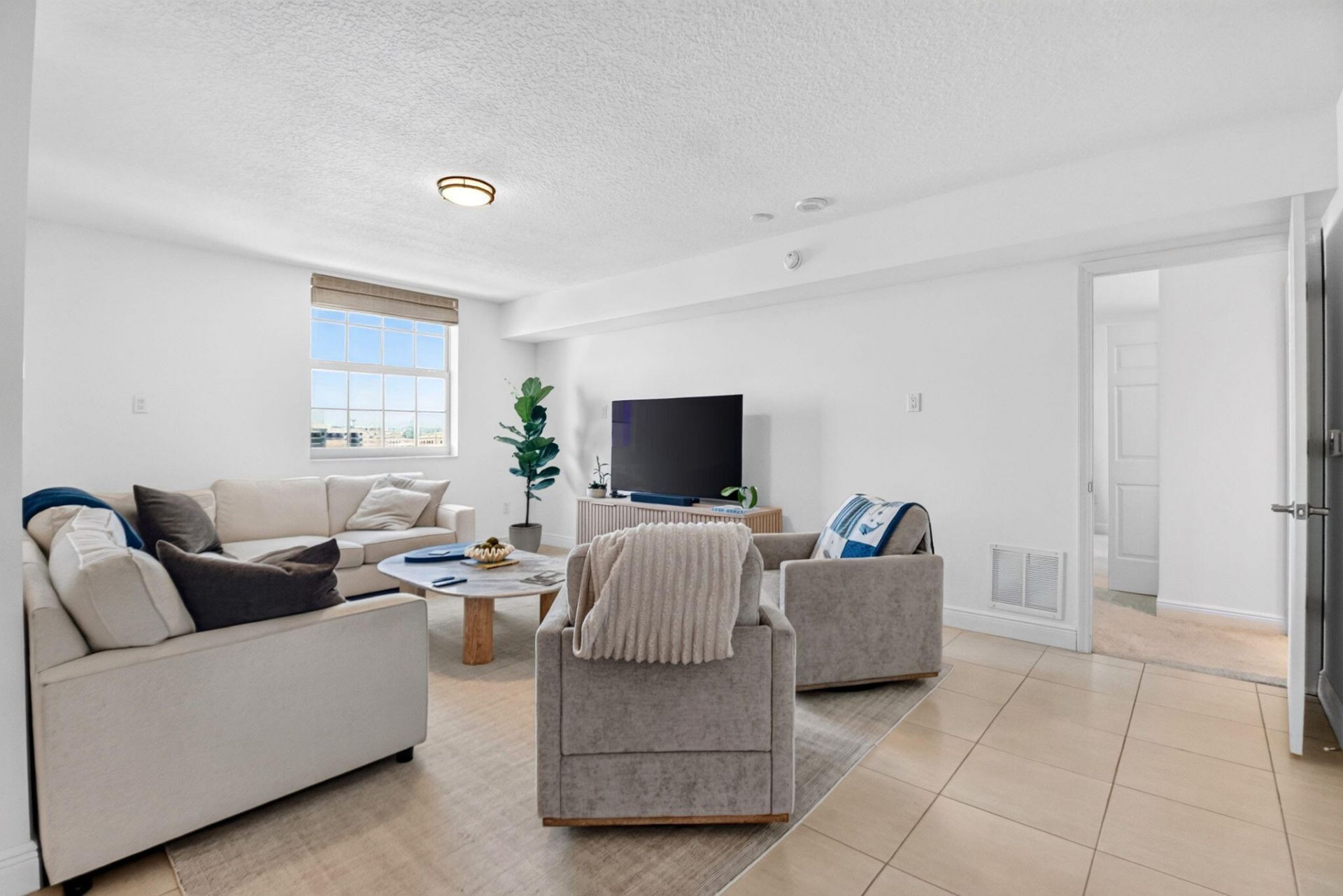 610 Clematis Street, Unit 700, West Palm Beach, FL 33401 Photo