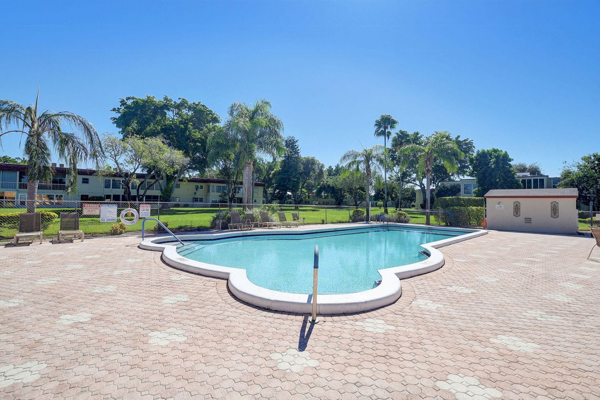 10 Willowbrook Lane, Unit 207, Delray Beach, FL 33446 Photo