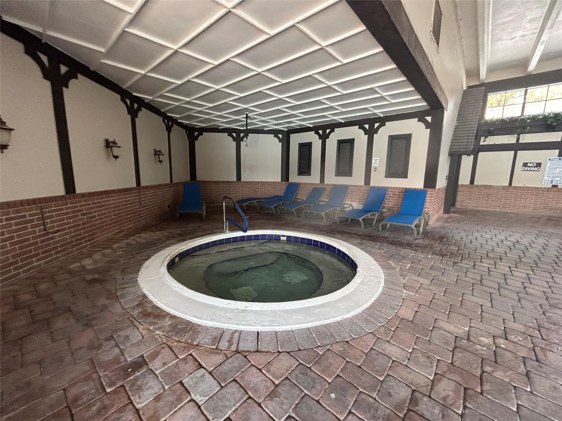 3710 Inverrary Drive, Unit 1Y, Lauderhill, FL 33319 Photo