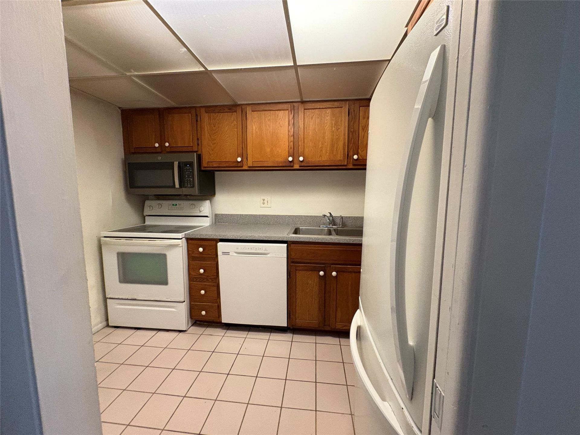 3710 Inverrary Drive, Unit 1Y, Lauderhill, FL 33319 Photo