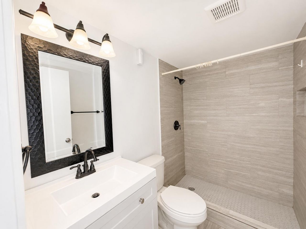 119 Sussex F, Unit 119, West Palm Beach, FL 33417 Photo