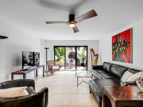 547 NE 7th Avenue, Unit 3a, Fort Lauderdale, FL 33301