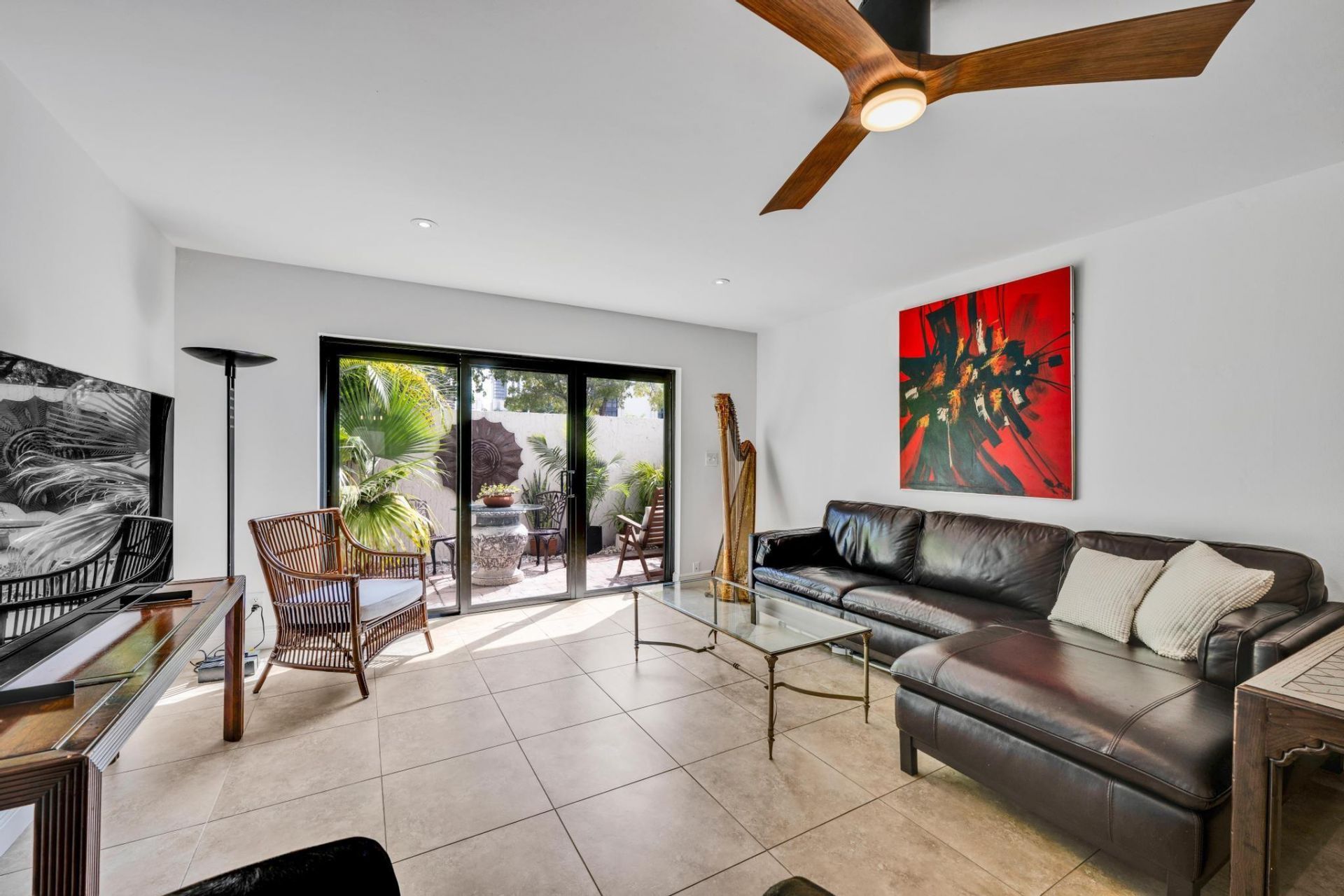 547 NE 7th Avenue, Unit 3a, Fort Lauderdale, FL 33301 Photo