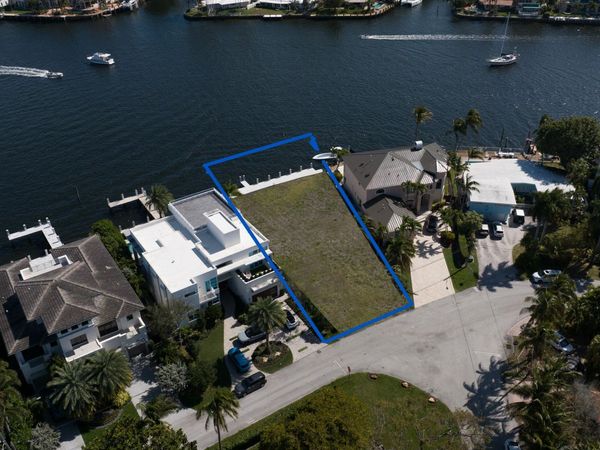 2520 SE 7th Drive, Pompano Beach, FL 33062