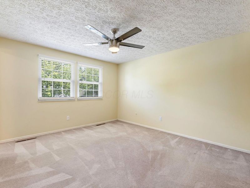 6553 Skywae Drive, Columbus, OH 43229 Photo 18