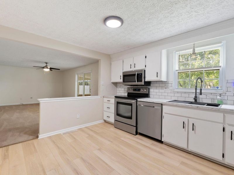 6553 Skywae Drive, Columbus, OH 43229 Photo 7