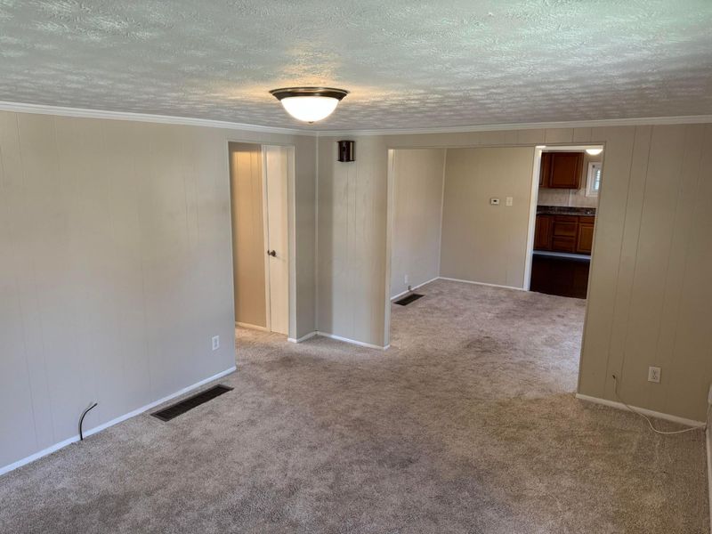 539 Erickson Avenue, Columbus, OH 43213 Photo 3