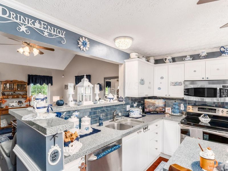 4454 Fileway Drive, Grove City, OH 43123 Photo 18