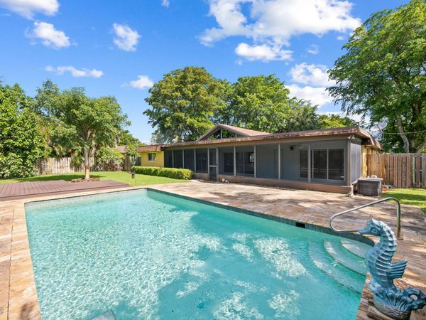 5920 SW 16th Street, Plantation, FL 33317