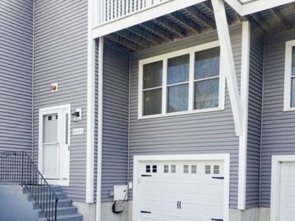 660 Thacher, Unit 14-02, Attleboro, MA 02703