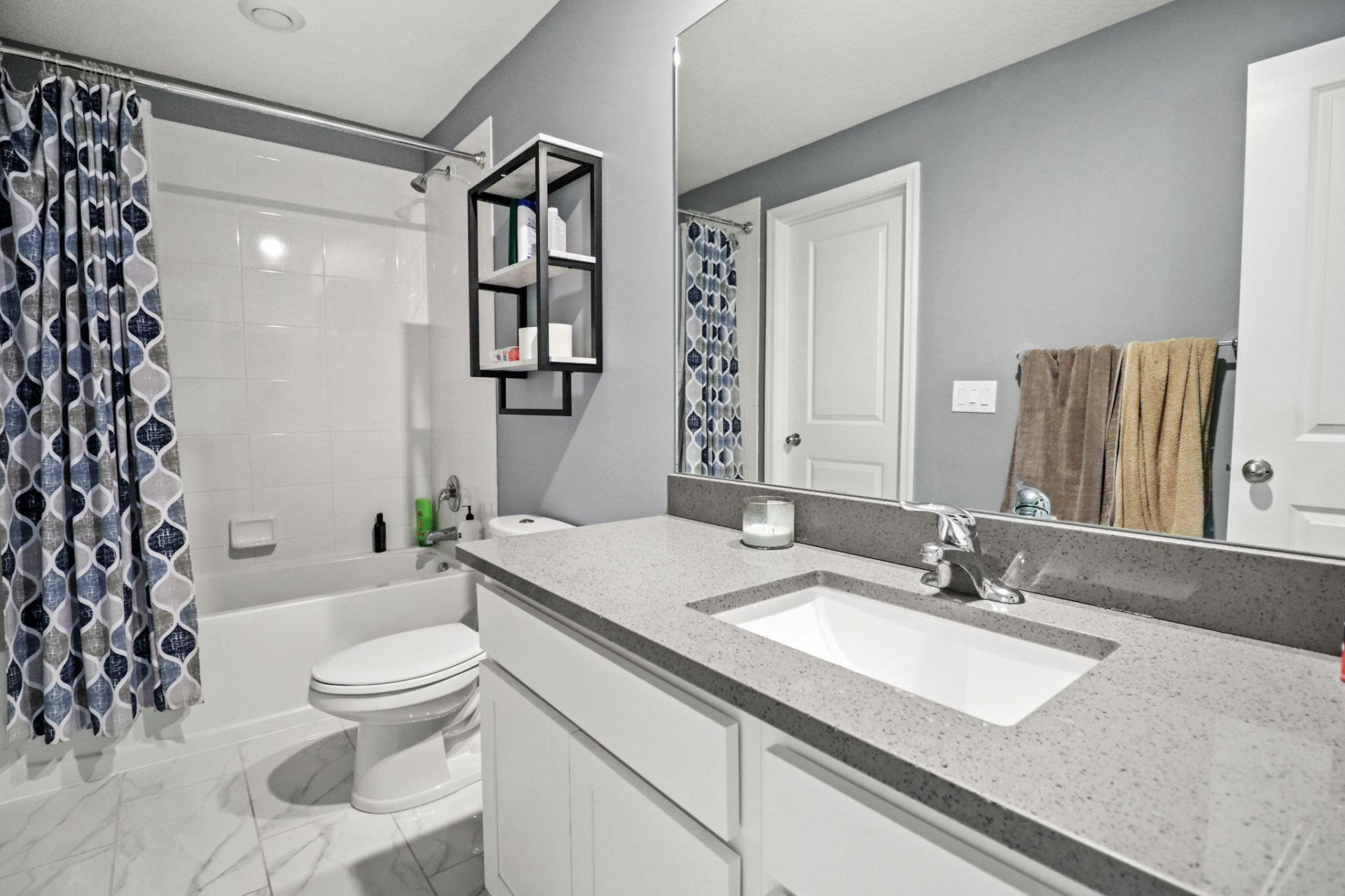 384 SE Sea Hunt Way, Stuart, FL 34994 Photo