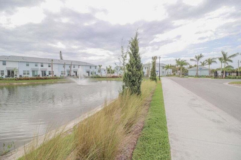384 SE Sea Hunt Way, Stuart, FL 34994 Photo