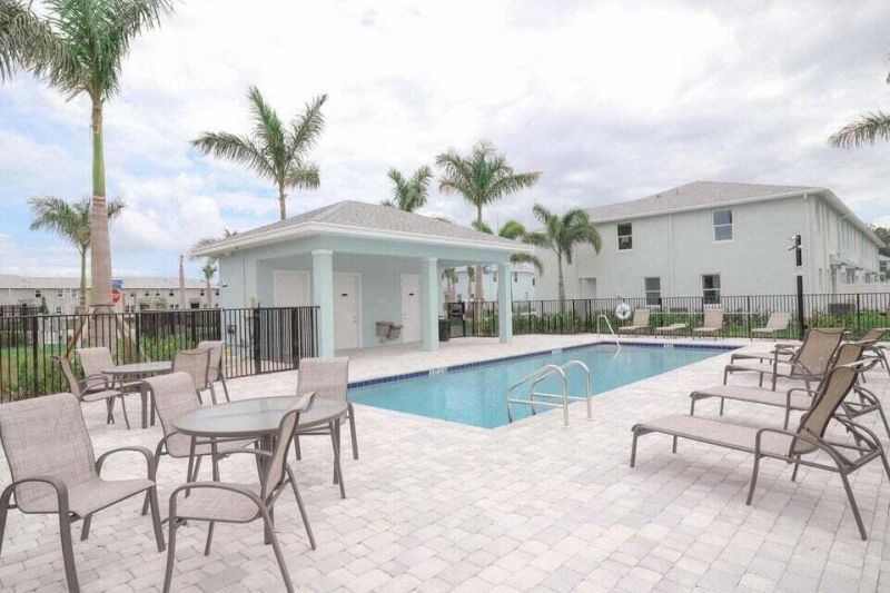 384 SE Sea Hunt Way, Stuart, FL 34994 Photo