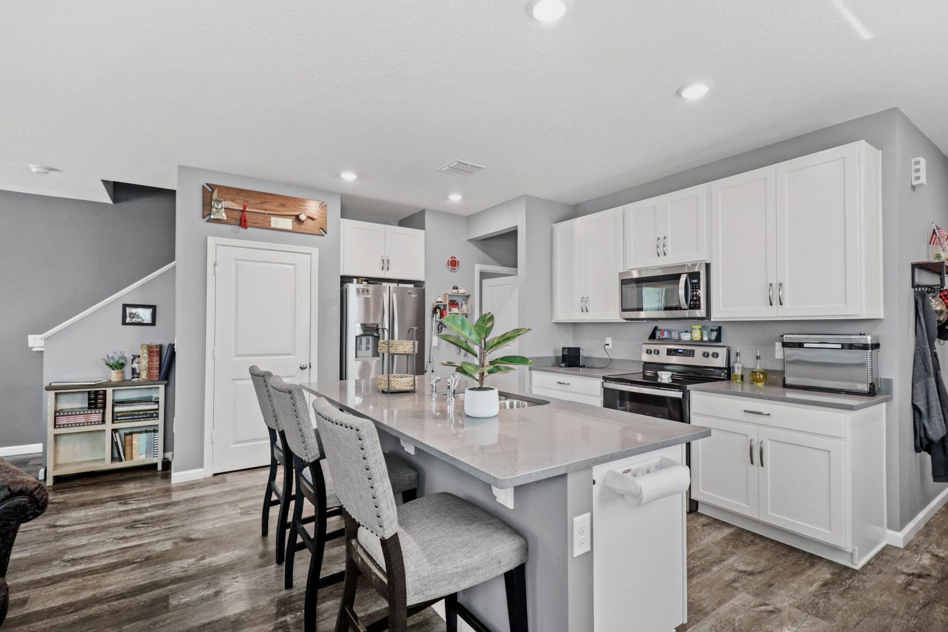 384 SE Sea Hunt Way, Stuart, FL 34994 Photo