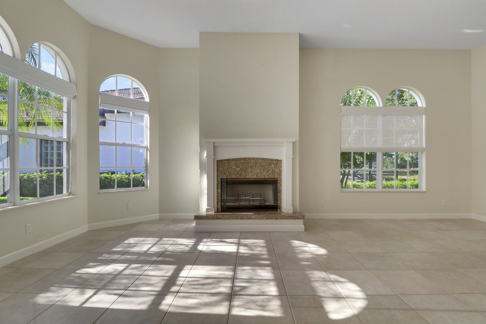 8605 Tompson Point Road, Port Saint Lucie, FL 34986 Photo