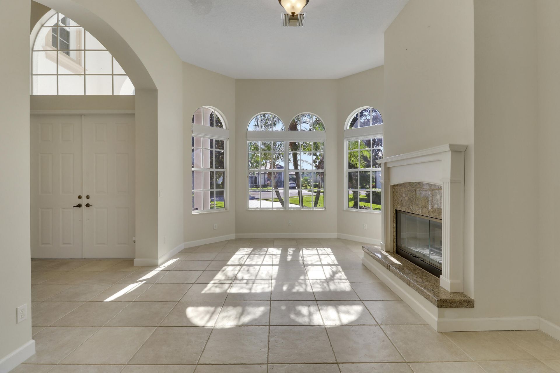 8605 Tompson Point Road, Port Saint Lucie, FL 34986 Photo