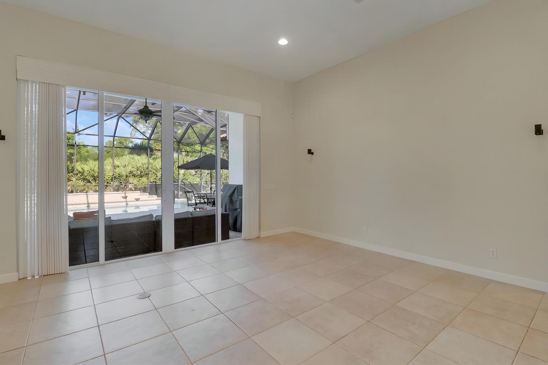 8605 Tompson Point Road, Port Saint Lucie, FL 34986 Photo