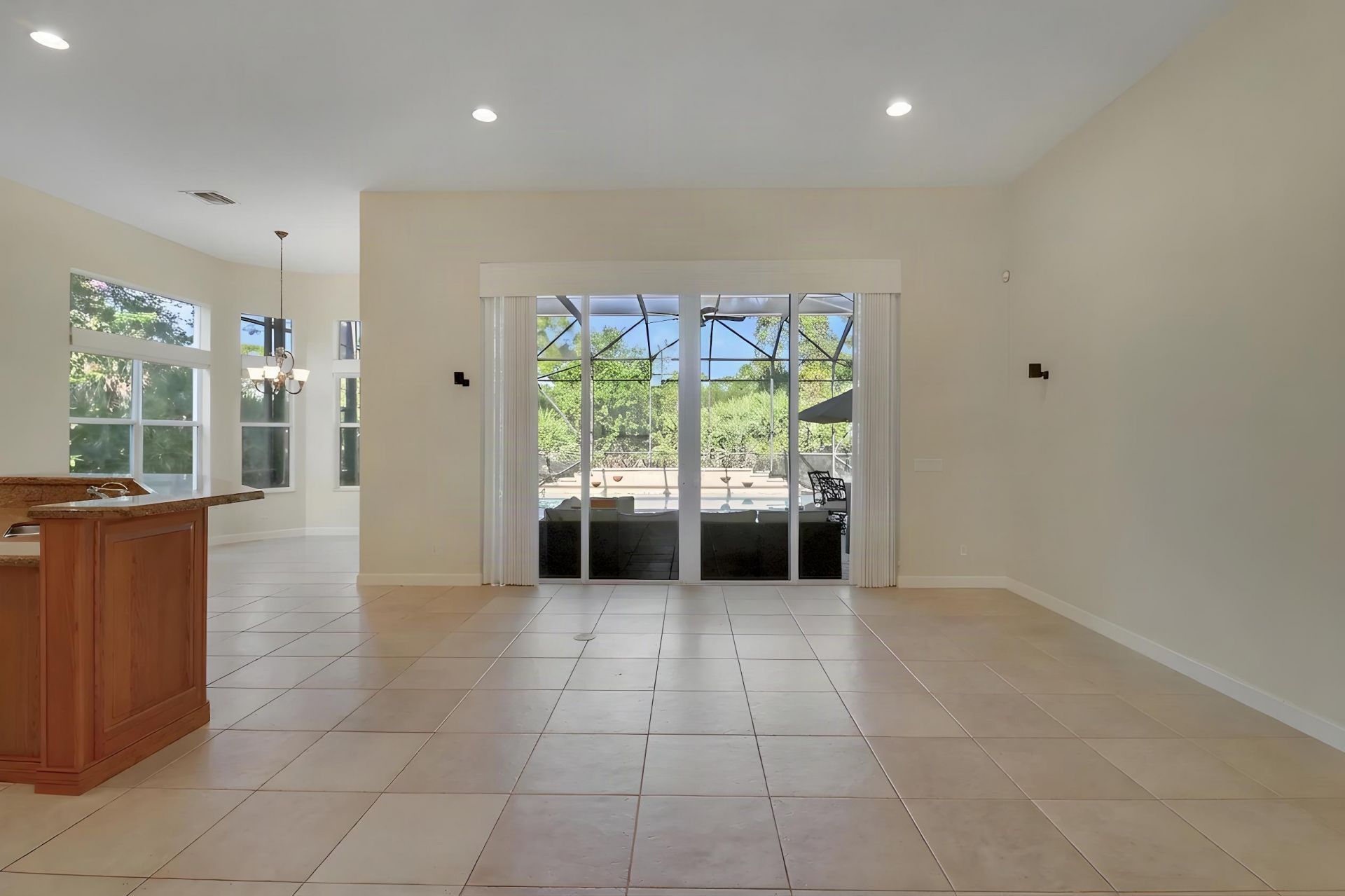 8605 Tompson Point Road, Port Saint Lucie, FL 34986 Photo