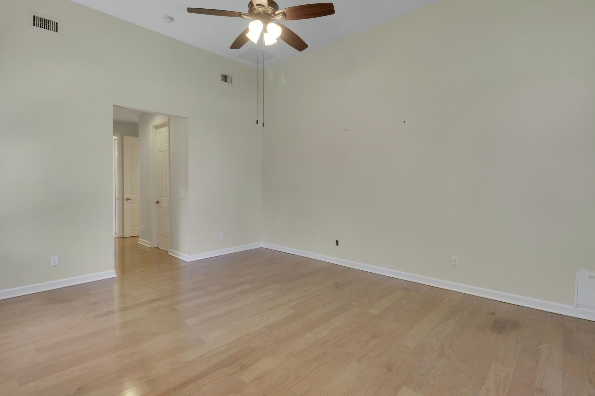 8605 Tompson Point Road, Port Saint Lucie, FL 34986 Photo