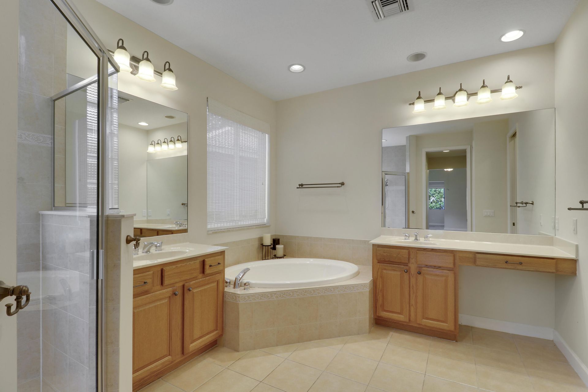 8605 Tompson Point Road, Port Saint Lucie, FL 34986 Photo