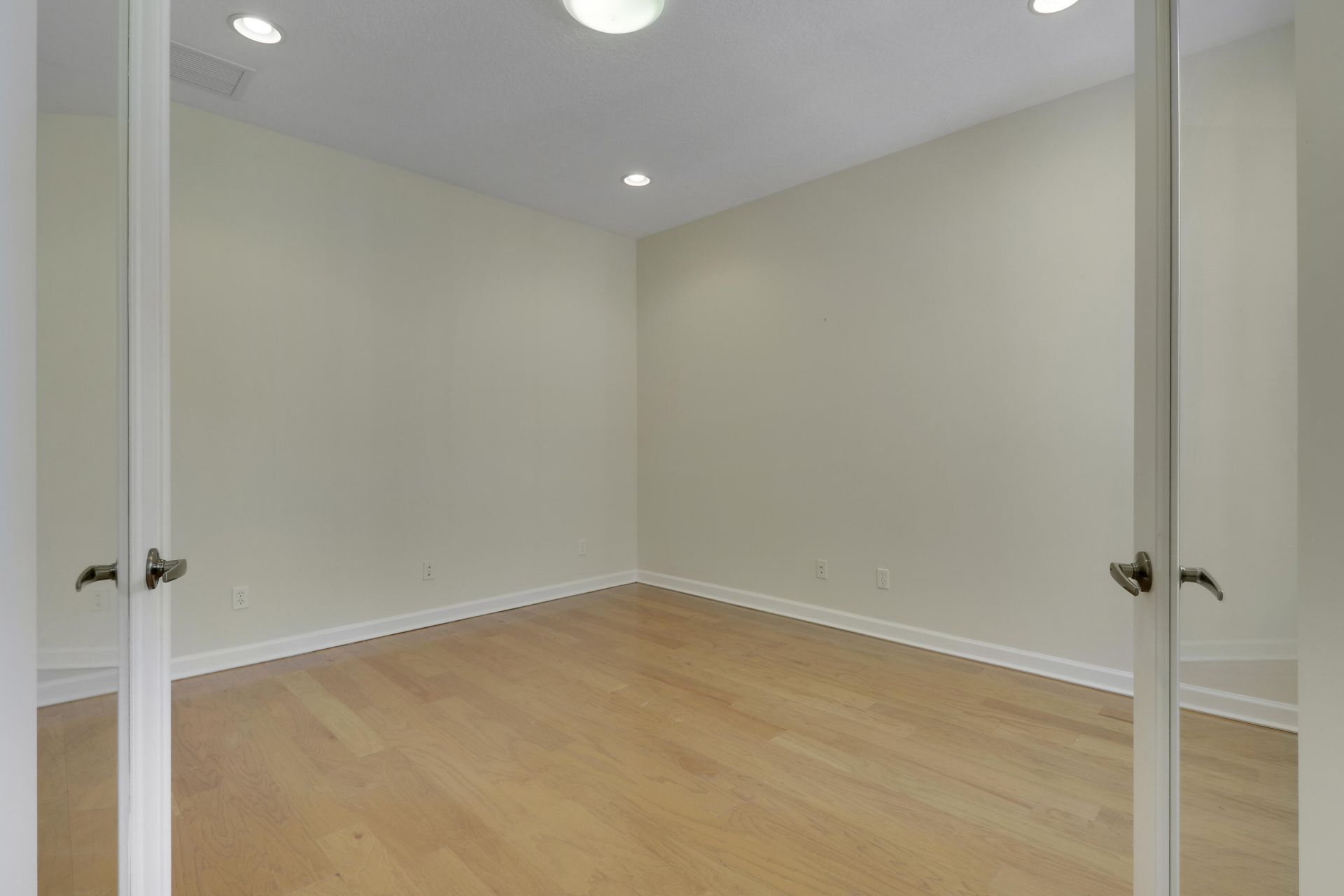 8605 Tompson Point Road, Port Saint Lucie, FL 34986 Photo