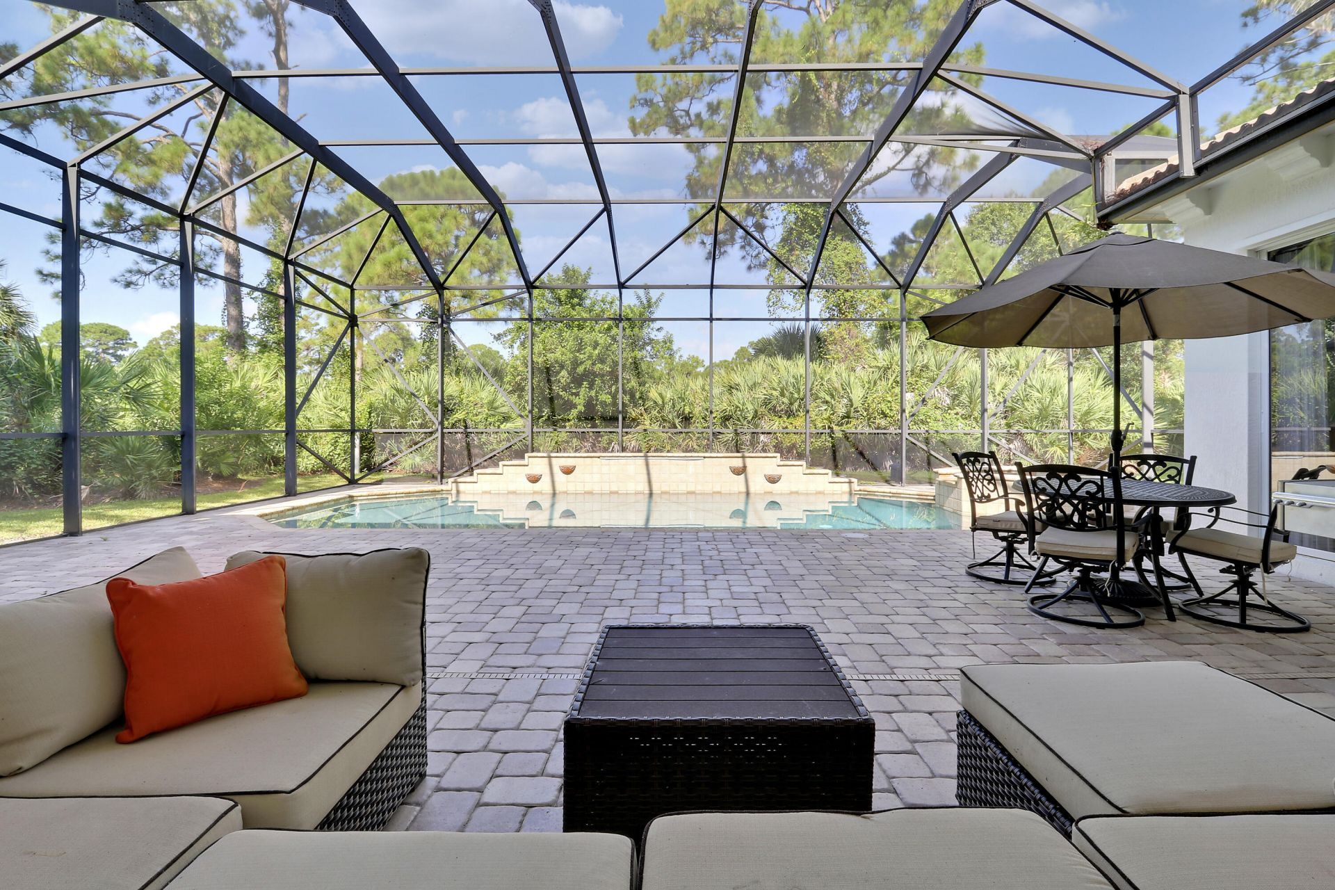 8605 Tompson Point Road, Port Saint Lucie, FL 34986 Photo