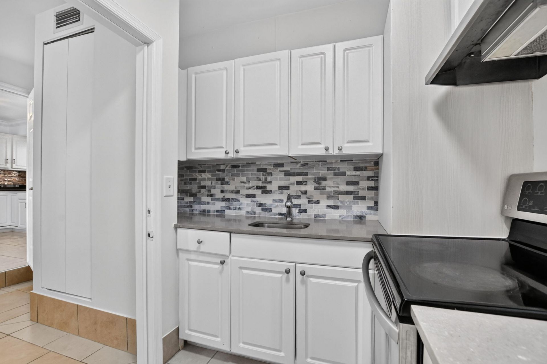 4602 Bison Street, Boca Raton, FL 33428 Photo