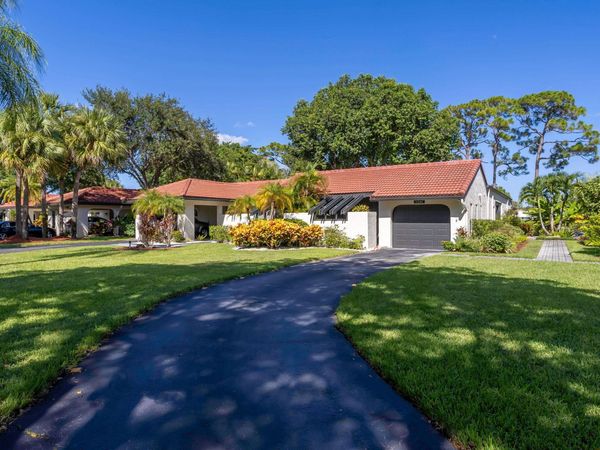 21680 Tall Palm Circle, Unit 12-B, Boca Raton, FL 33433