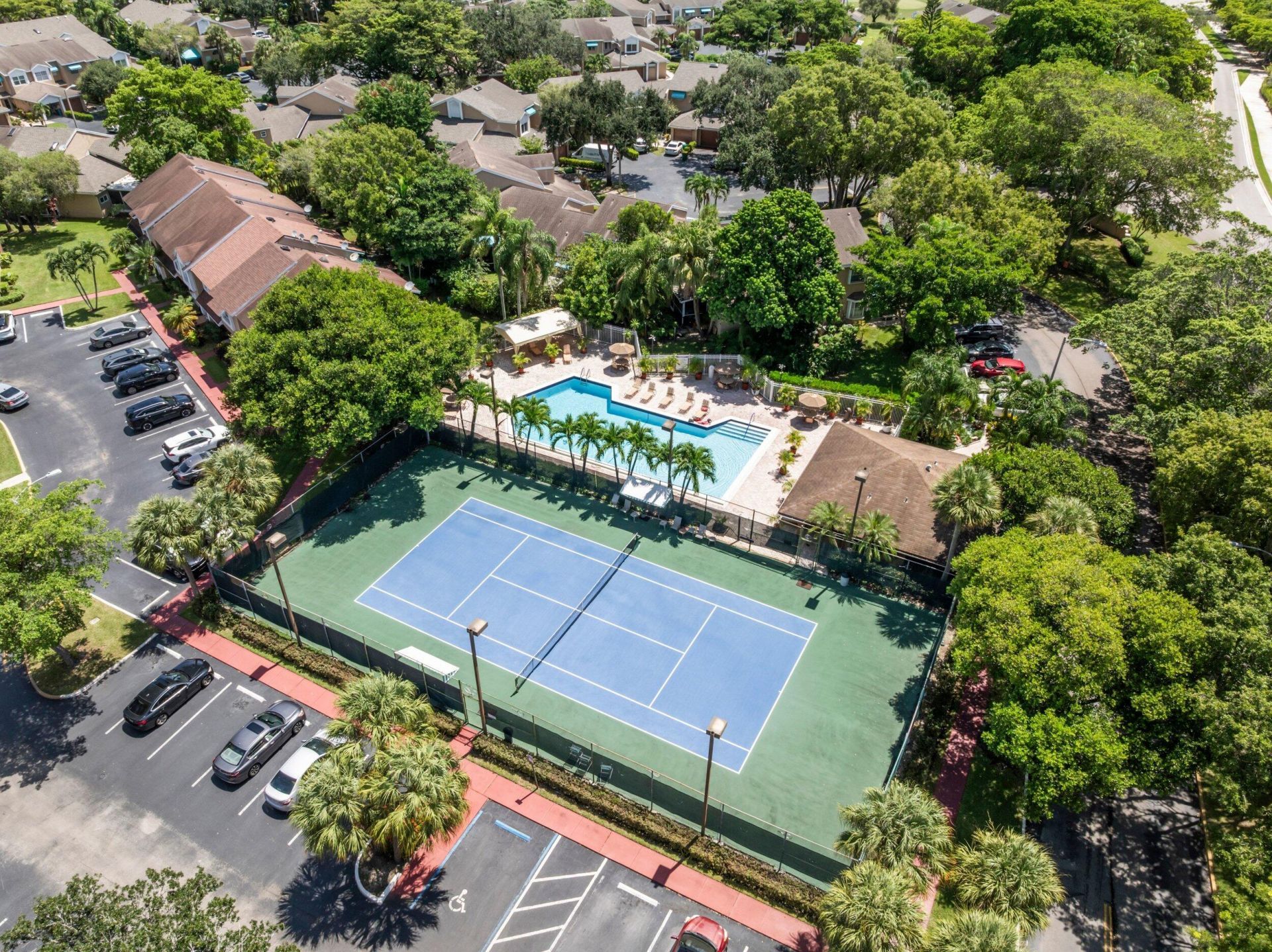 7127 Woodmont Way, Unit 7127, Tamarac, FL 33321 Photo