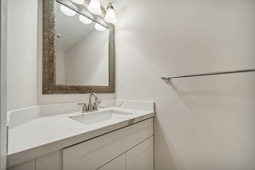 6207 Riverwalk Lane, Unit 5, Jupiter, FL 33458 Photo