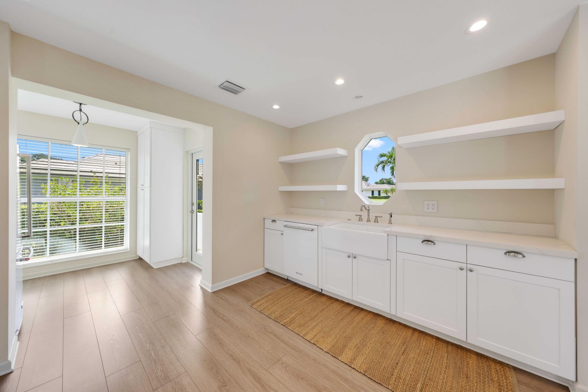 4 Country Club Circle, Village of Golf, FL 33436 Photo
