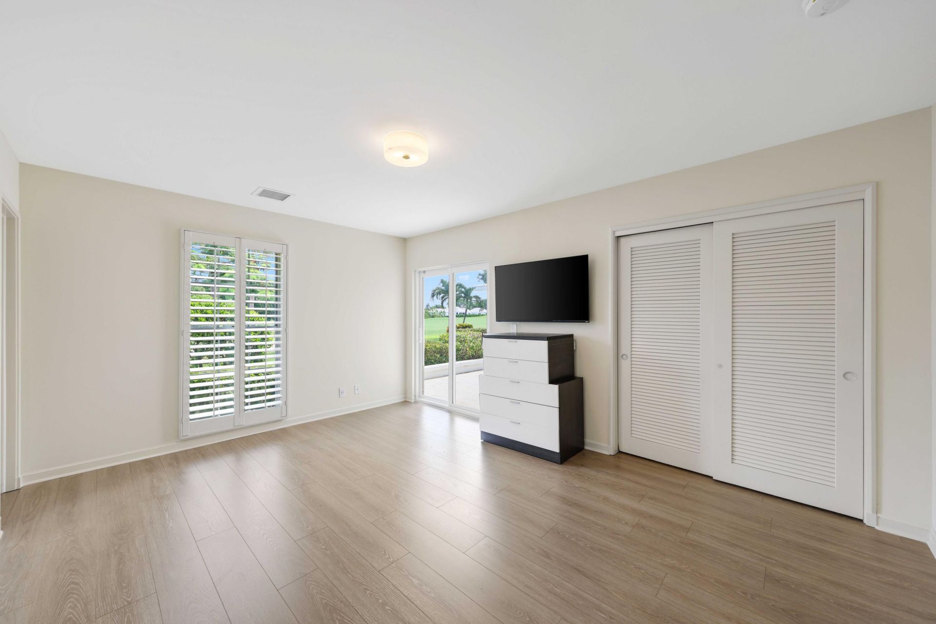 4 Country Club Circle, Village of Golf, FL 33436 Photo