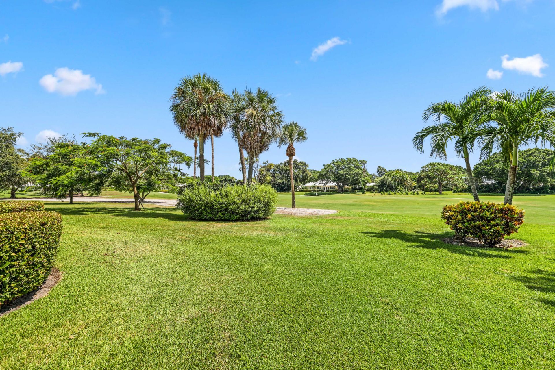 4 Country Club Circle, Village of Golf, FL 33436 Photo