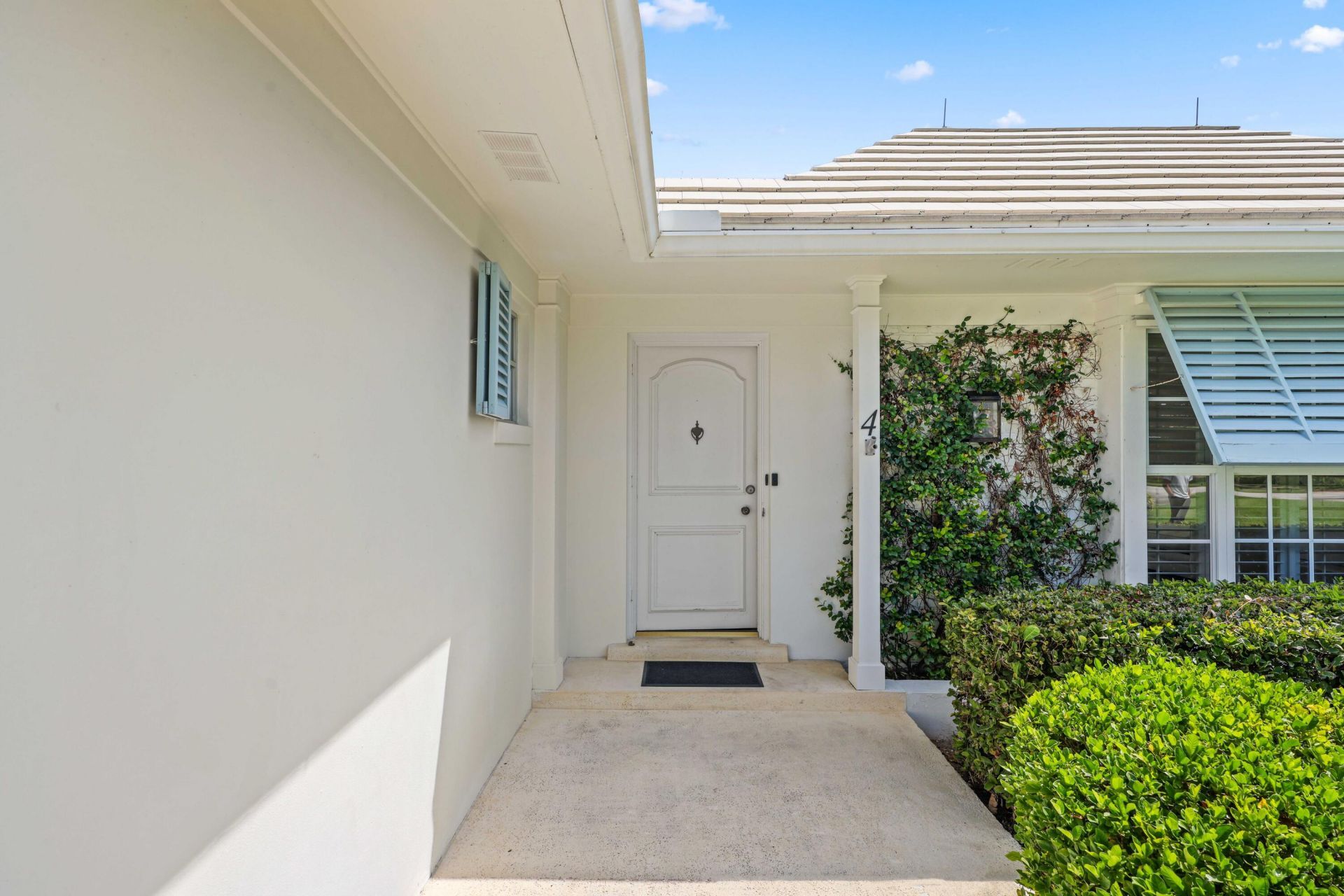 4 Country Club Circle, Village of Golf, FL 33436 Photo