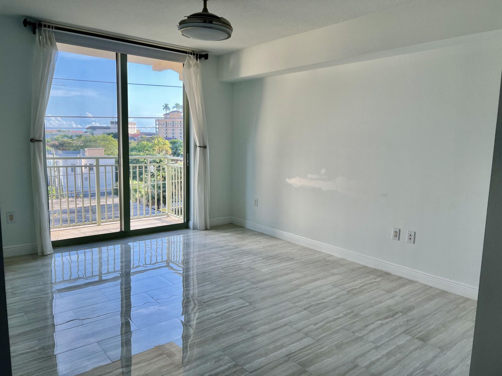 610 Clematis Street, Unit 524, West Palm Beach, FL 33401 Photo